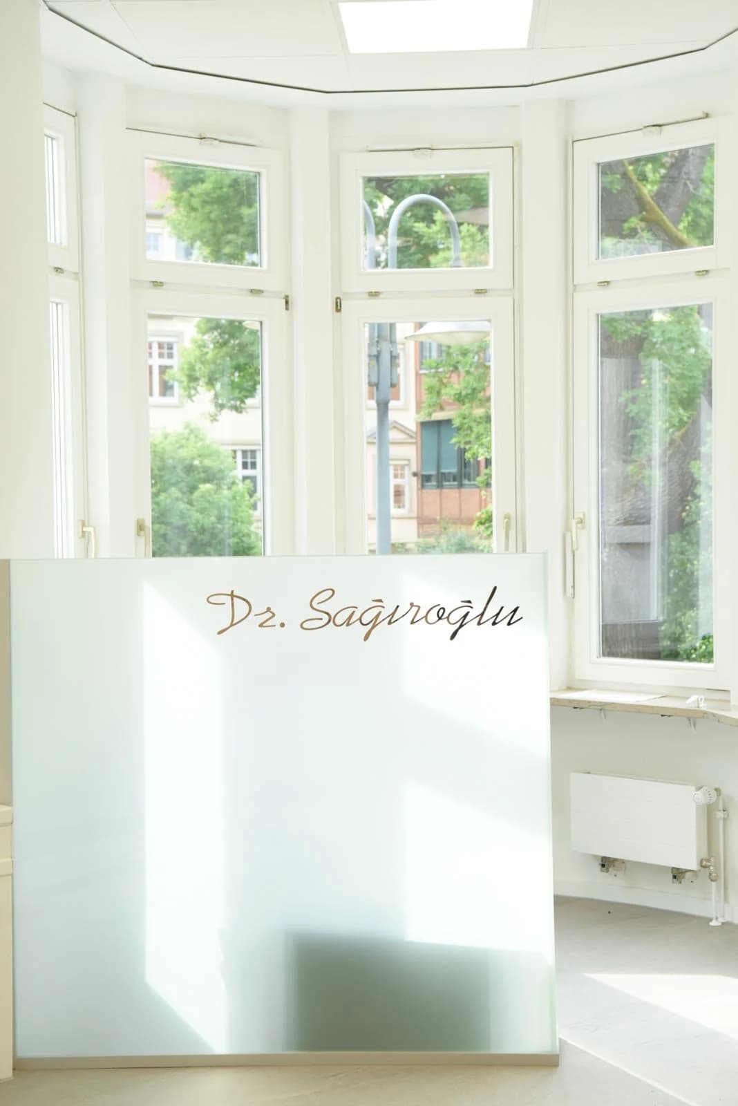 Privatpraxis Dr. Sagiroglu Stuttgart — Frauenheilkunde & Geburtshilfe · Ästhetische Medizin — Innenbereich (11)
